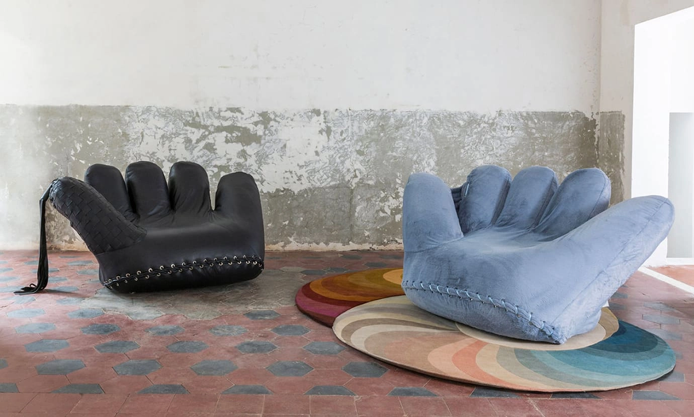 POLTRONOVA