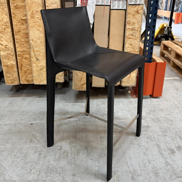 Second-life Bar Stool SEATTLE Black leather POLIFORM