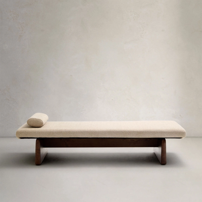 TOPAZ Frêne finition Noyer / Tissu Chenille beige KAVE HOME
