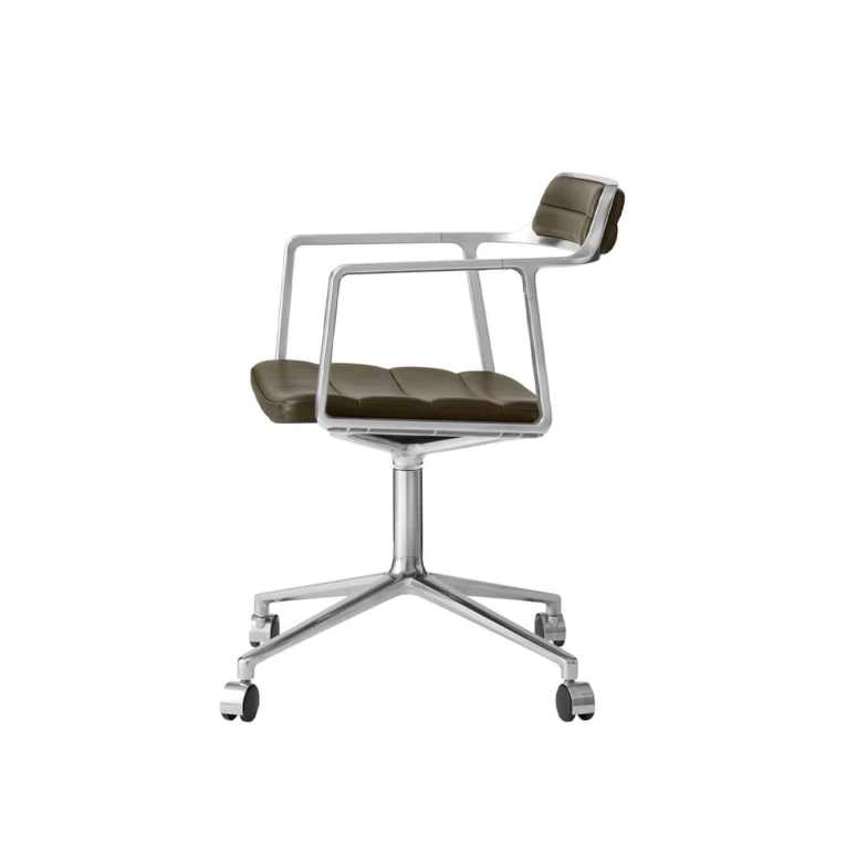 SWIVEL CHAIR 452 à roulettes Cuir vert Bosco / Aluminium poli VIPP