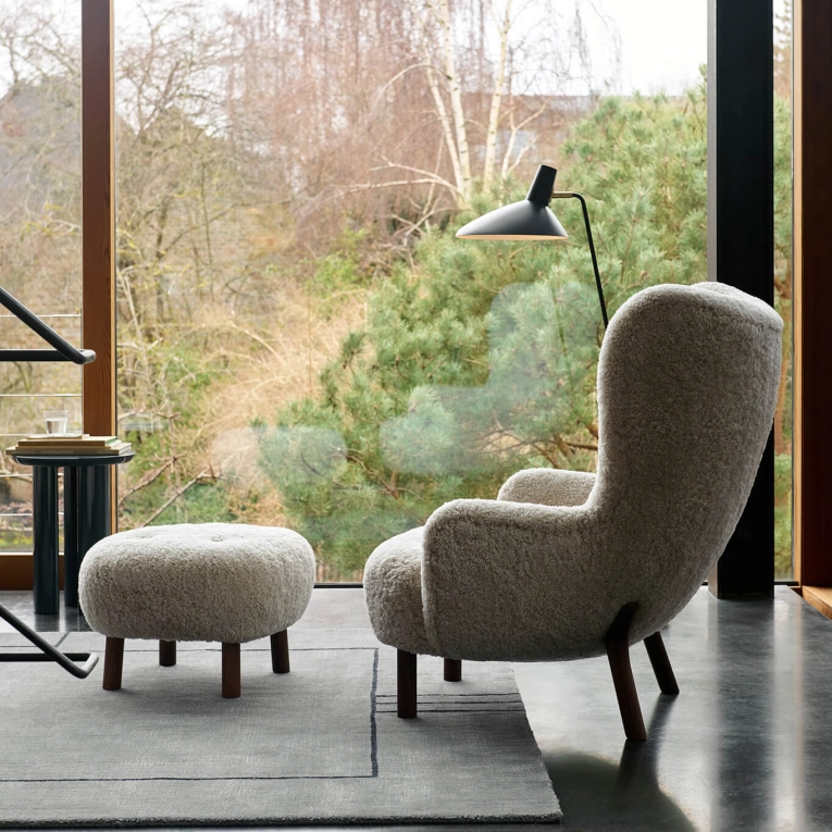 Easy chair PETRA VB3 & ATD1 Pouffe Sheepskin Sahara AND TRADITION