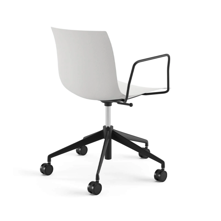 Fauteuil de bureau CATIFA RE 46 5 branches à  roulettes Blanc Lune ARPER