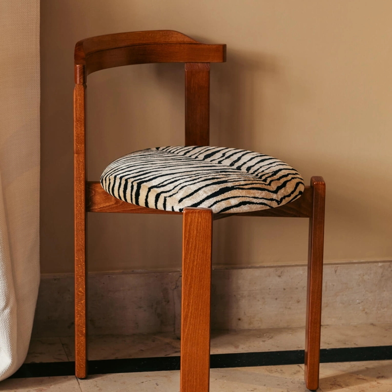 Dining Chair LAURA Tiger Velvet THE SOCIALITE FAMILY