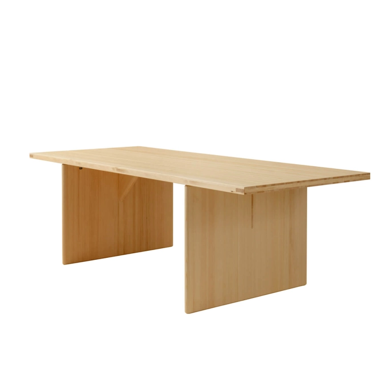 Table KOLMIO L 227 VAARNII