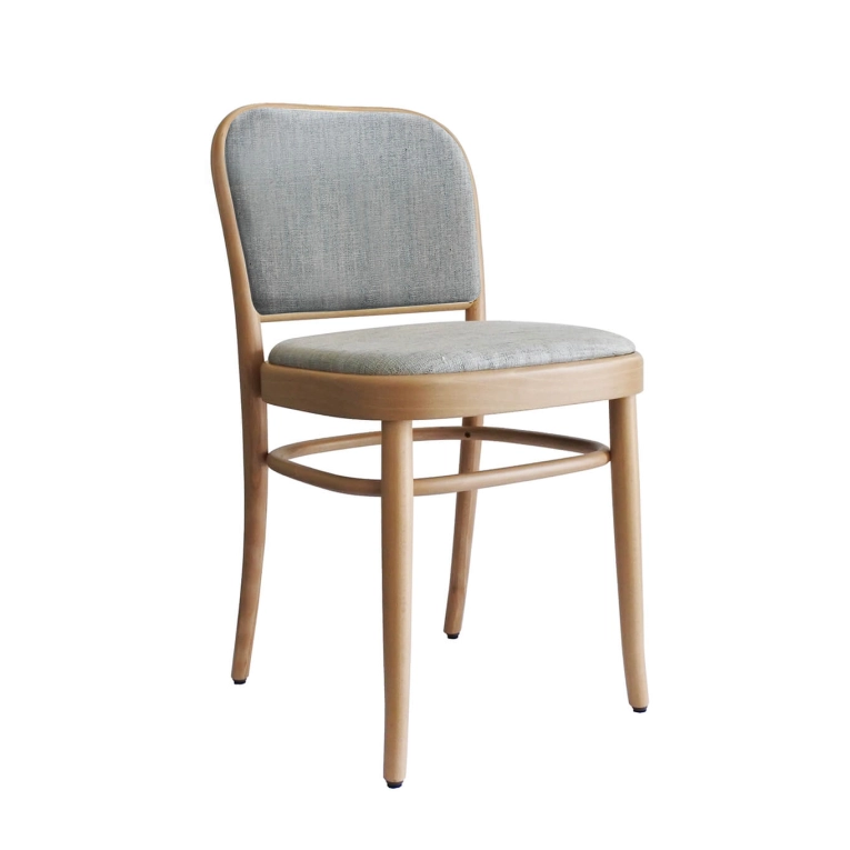 Chaise N. 811 Hêtre/ assise et dossier Remix 123 GEBRÜDER THONET VIENNA