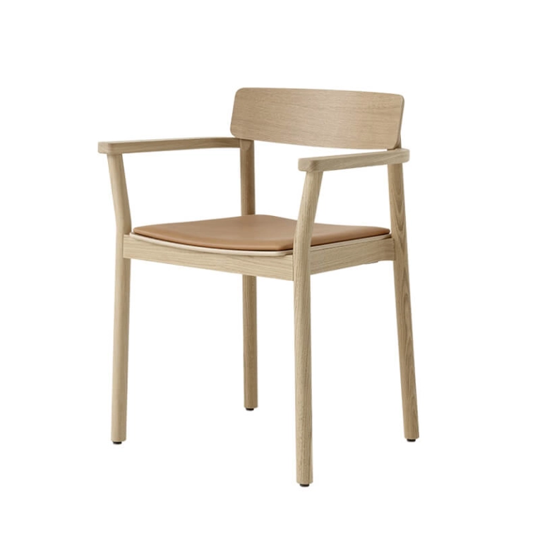 Chaise BETTY TK11 cuir Chêne/Cuir cognac AND TRADITION