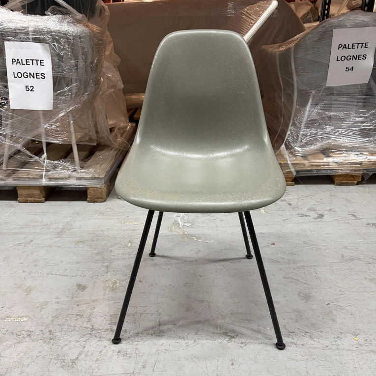 Dining Chair EAMES FIBERGLASS DSX Gris VITRA