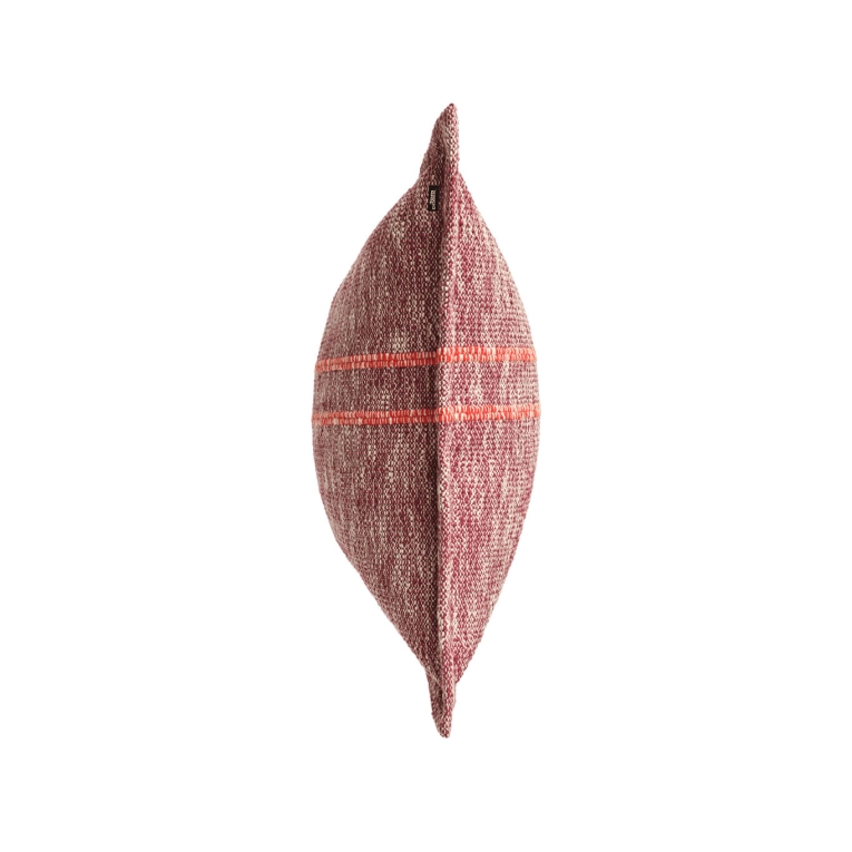 coussin_track_56x56_bordeaux_2