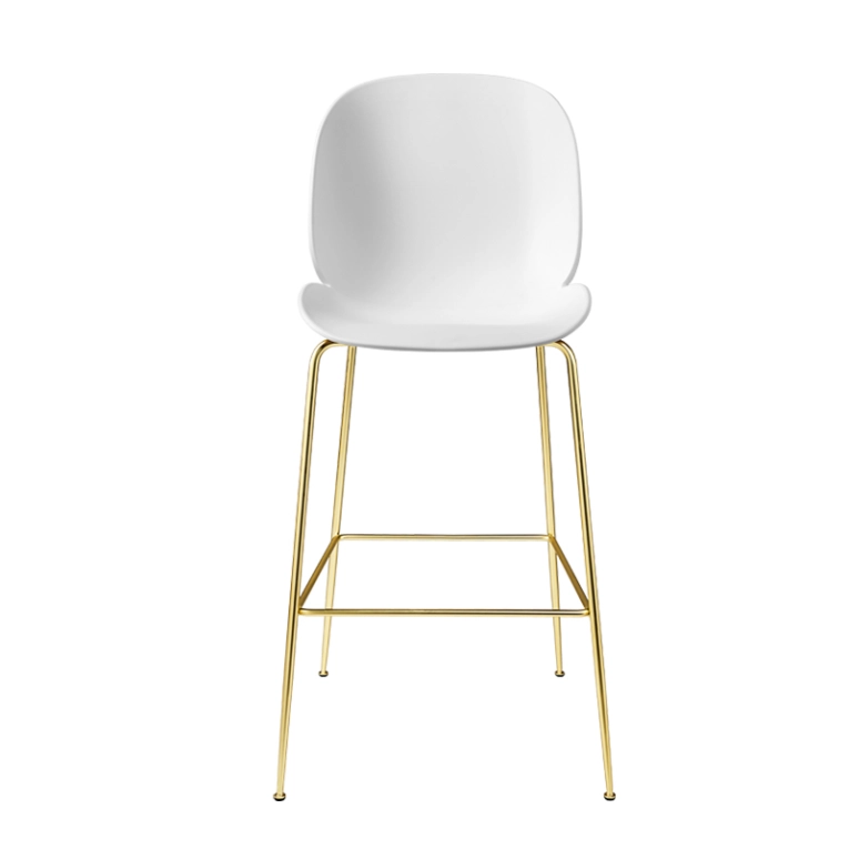 Tabouret haut BEETLE BAR H73 Blanc albâtre GUBI