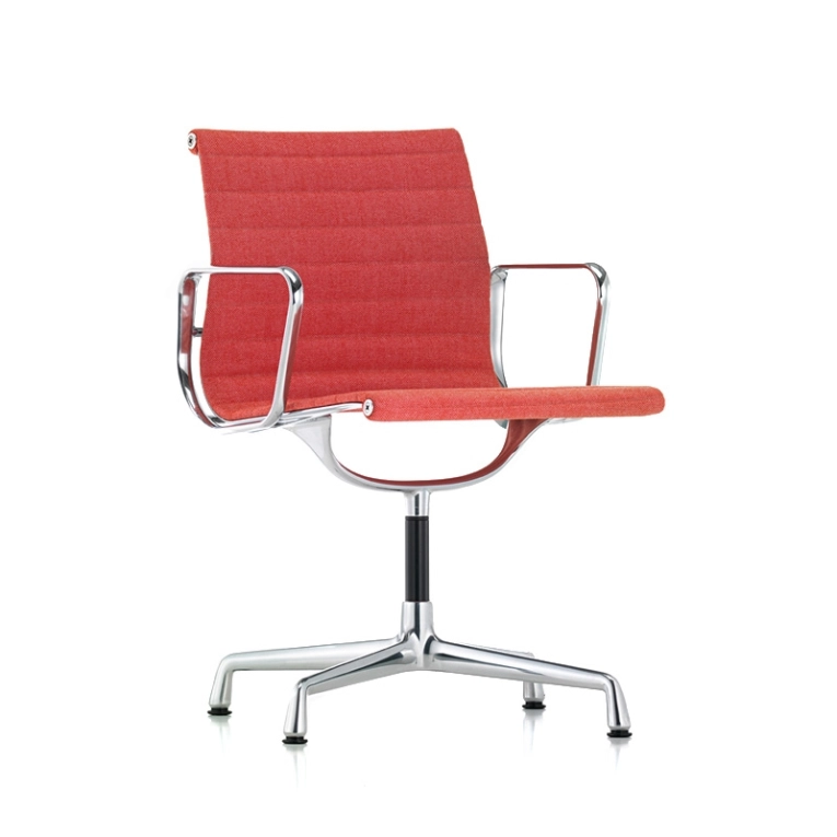 Chaise ALUMINIUM CHAIR EA 104 Pivotant Fuchsia/ rouge coquelicot VITRA