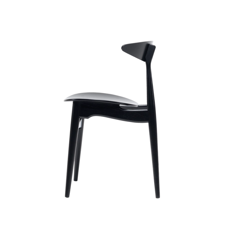 Chaise CH33T Hêtre noir CARL HANSEN