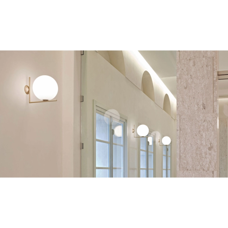 Applique IC C/W1 Noir FLOS