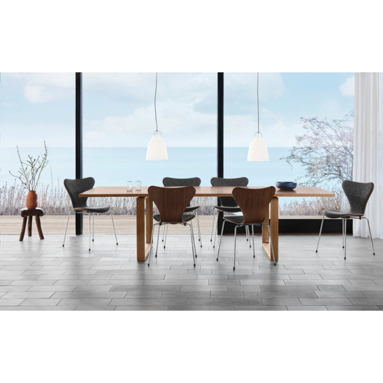 Table ESSAY Chêne FRITZ HANSEN