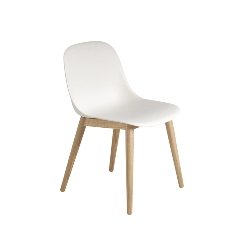 Chaise FIBER CHAIR 4 pieds bois Blanc/ chêne MUUTO
