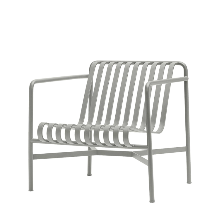 Fauteuil extérieur PALISSADE LOUNGE dossier bas Gris clair HAY