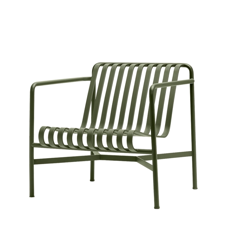 Fauteuil extérieur PALISSADE LOUNGE dossier bas Vert olive HAY