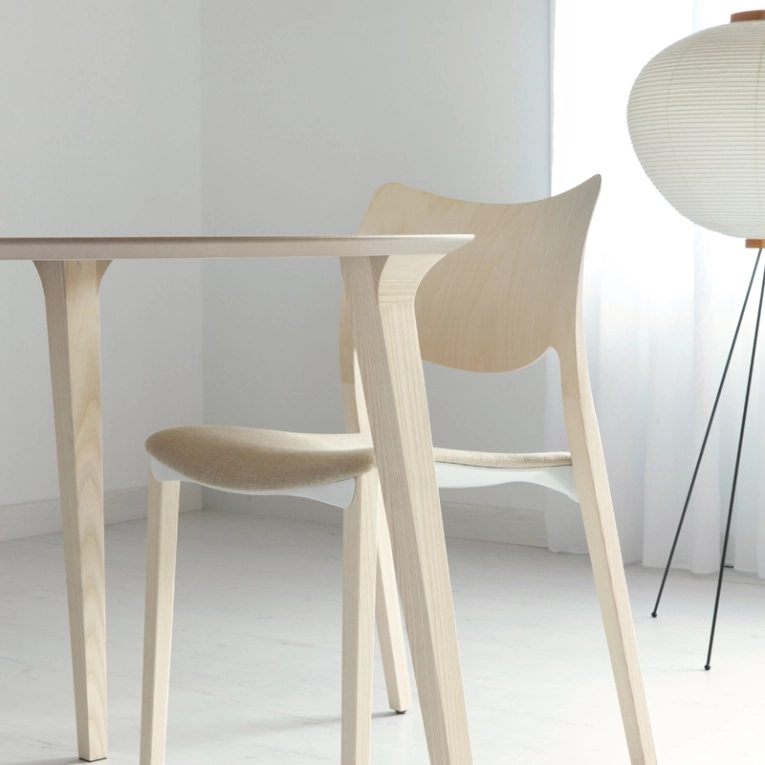 Table LAU ronde Frêne STUA