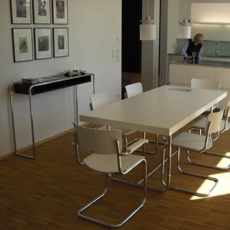 Console B 108 Noir THONET