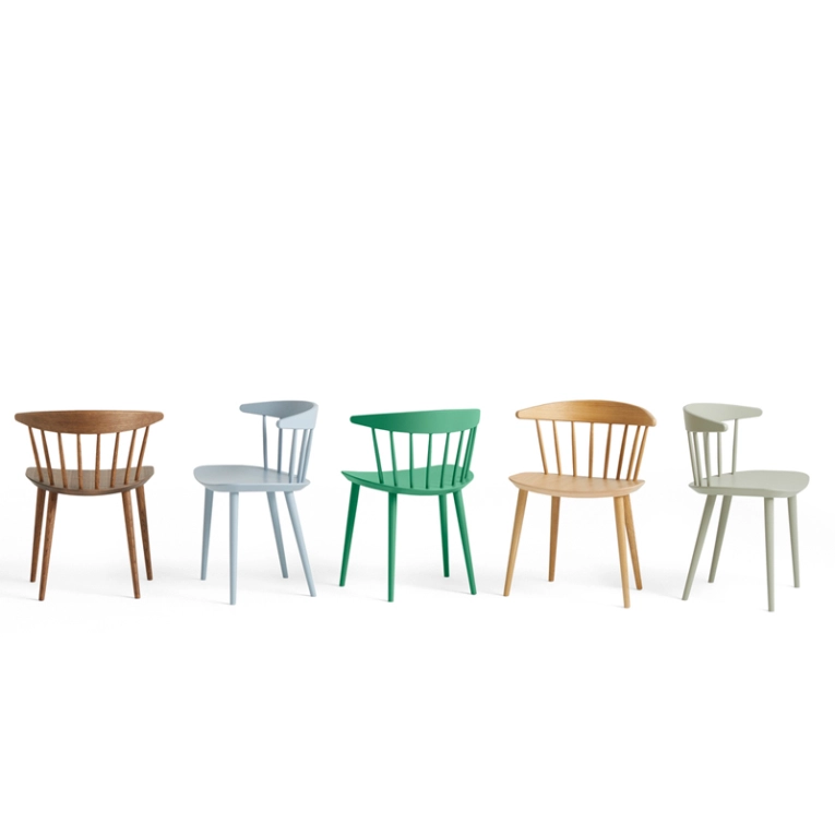 Chaise J104 Chêne huilé foncé  HAY