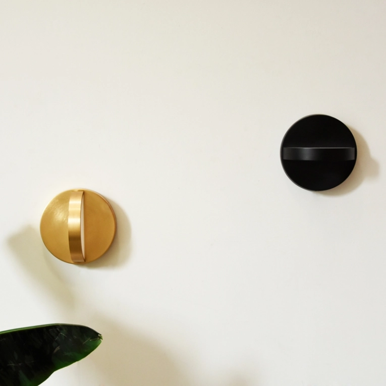Applique PLUS WALL Noir ENO STUDIO