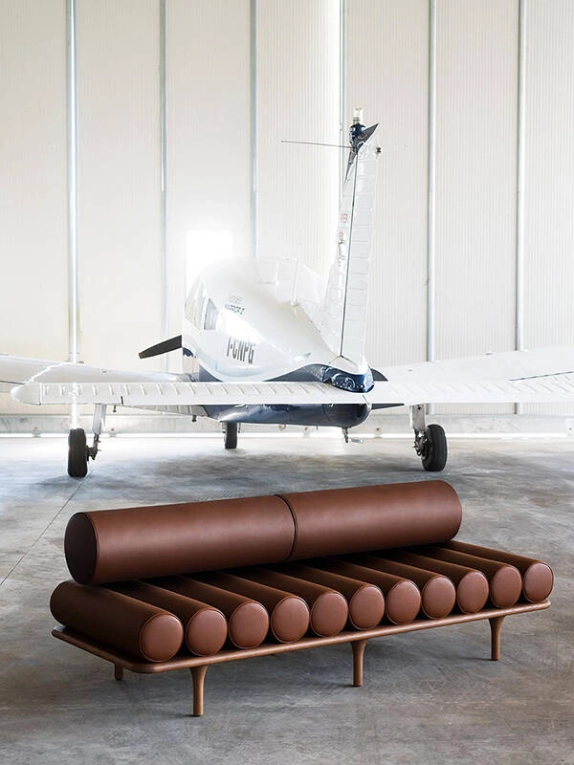 Canapé FIVE TO NINE DAYBED avec dossier Cuir Aniline 02 TACCHINI