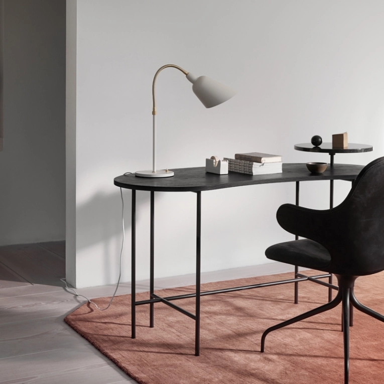 Bureau PALETTE JH9 Noir, marbre noir AND TRADITION