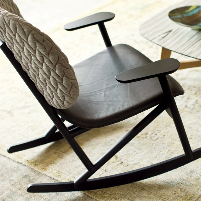 Fauteuil KLARA à bascule Noir MOROSO