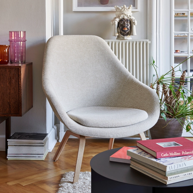 Fauteuil ABOUT A LOUNGE CHAIR AAL 93 Hallingdal 220 HAY