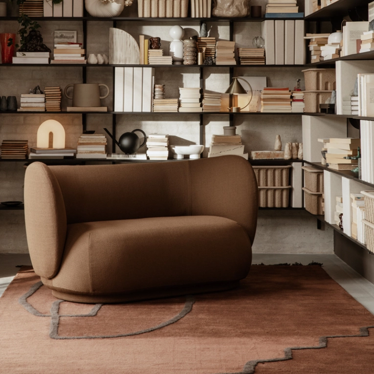 Canapé RICO 2 places Bouclé Sable FERM LIVING