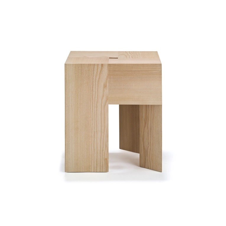 Tabouret TRIANGLE KARAKTER