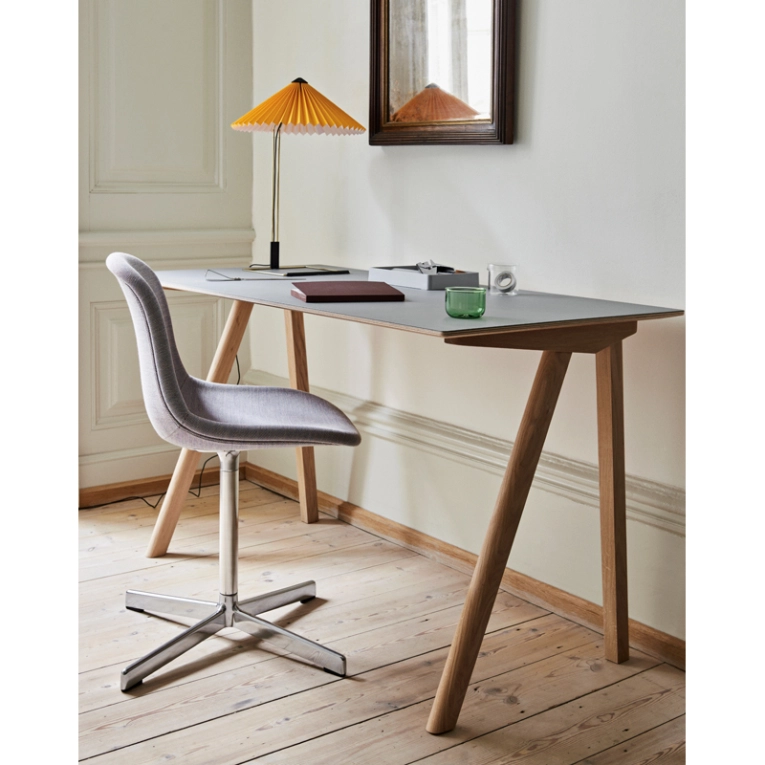 Bureau COPENHAGUE DESK 90 Lino gris/ chêne vernis à base d'eau HAY