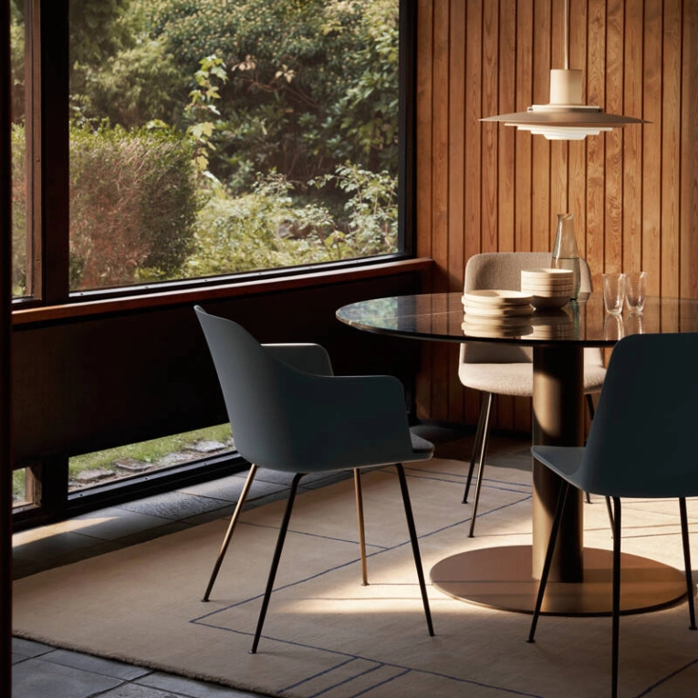 Chaise RELY HW33 Noir AND TRADITION