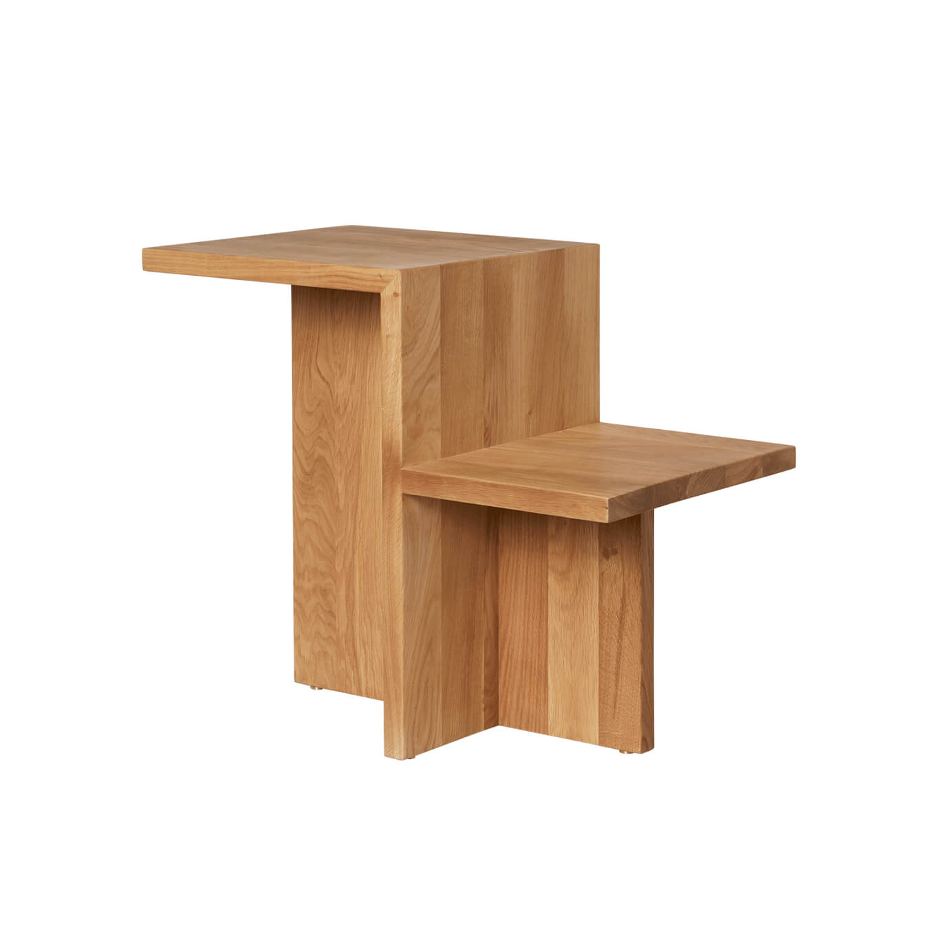 Table d'appoint guéridon DISTINCT Chêne Naturel FERM LIVING