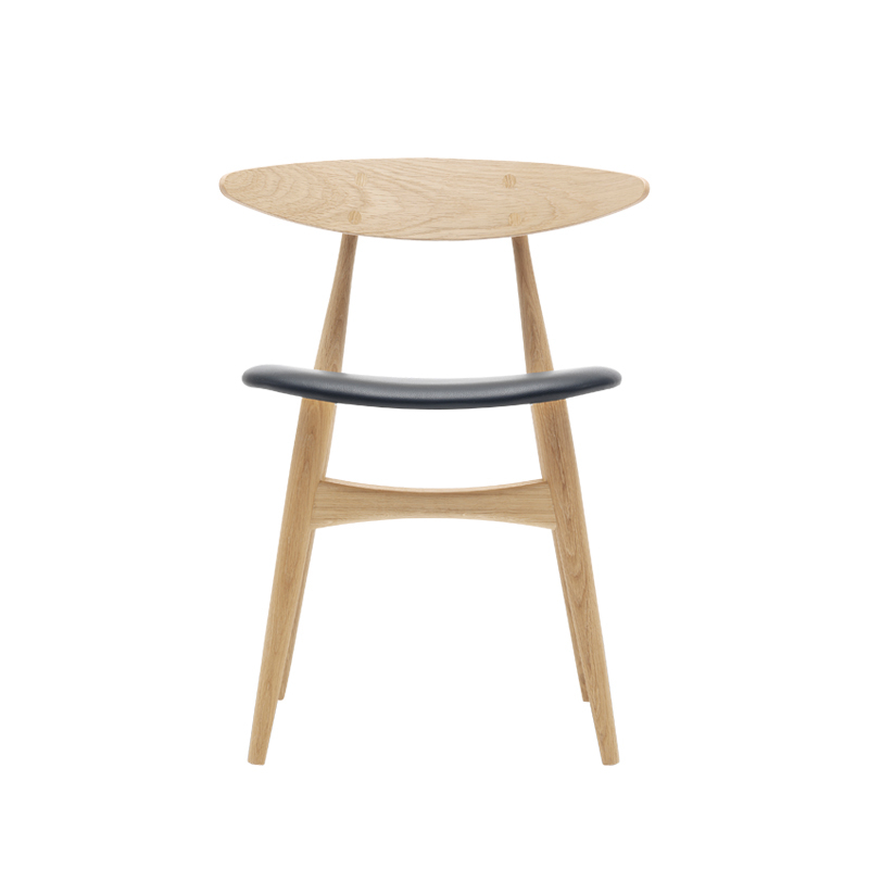 Chaise CH33P Chêne huilé/ Thor 301 CARL HANSEN