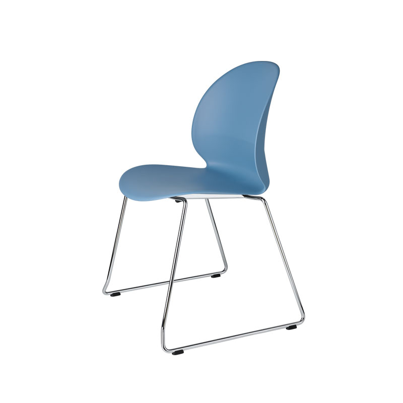 Chaise N02 RECYCLE piétement luge Bleu clair FRITZ HANSEN