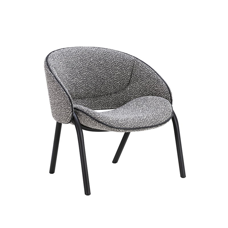 Fauteuil FOLIUM Silenzio 08/ passepoil et pieds noir WENDELBO