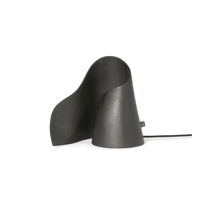 Lampe à poser OYSTER Noir FERM LIVING
