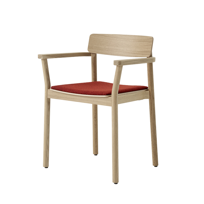 Chaise BETTY TK11 tissu Chêne/Sisu 0655 AND TRADITION