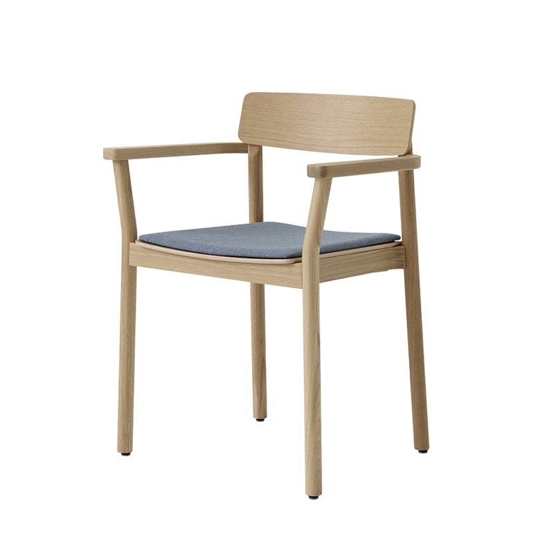 Chaise BETTY TK11 tissu Chêne/Remix 0716 AND TRADITION