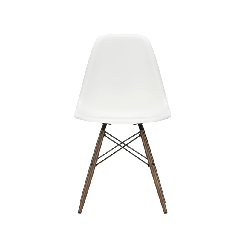 Chaise EAMES PLASTIC CHAIR DSW érable foncé Blanc VITRA