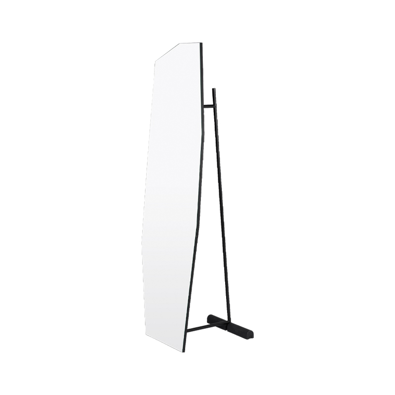 Miroir Miroir SHARD sur pied Noir FERM LIVING