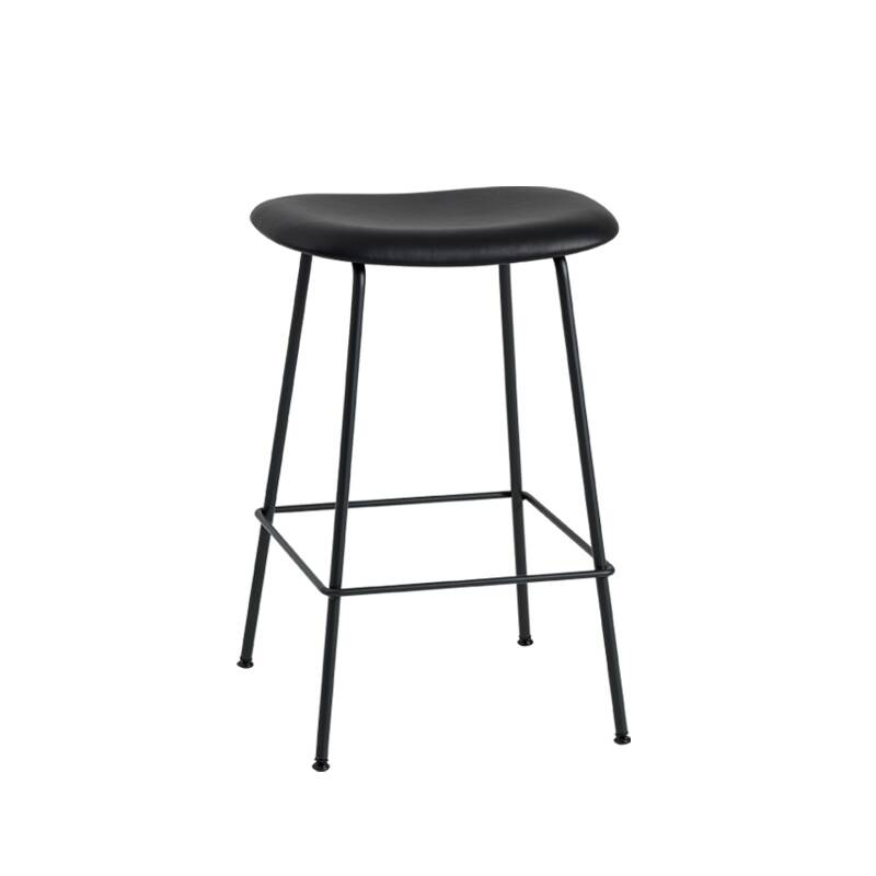 Tabouret haut FIBER BAR STOOL pieds acier siège cuir H65 Noir MUUTO