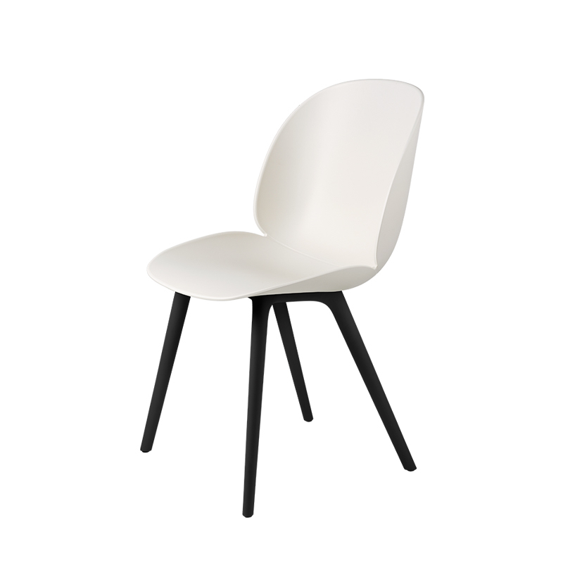 Chaise BEETLE PLASTIQUE Blanc albâtre GUBI