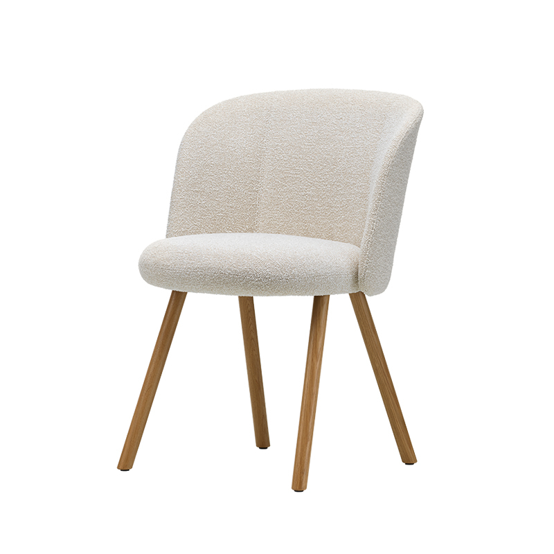 Chaise MIKADO pieds chêne Nubia 01 ivoire perle/ chêne VITRA