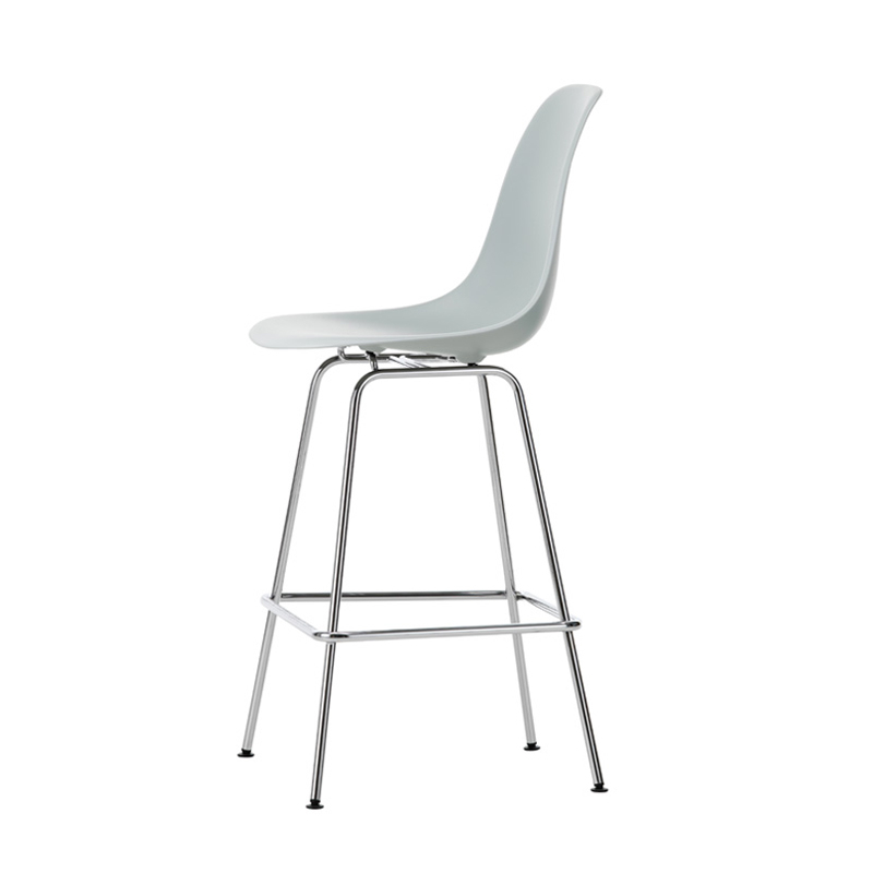 Tabouret haut EAMES PLASTIC STOOL Medium Gris clair RE VITRA