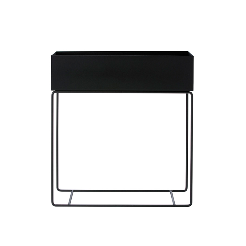Meuble de rangement Jardinière PLANT BOX Noir FERM LIVING