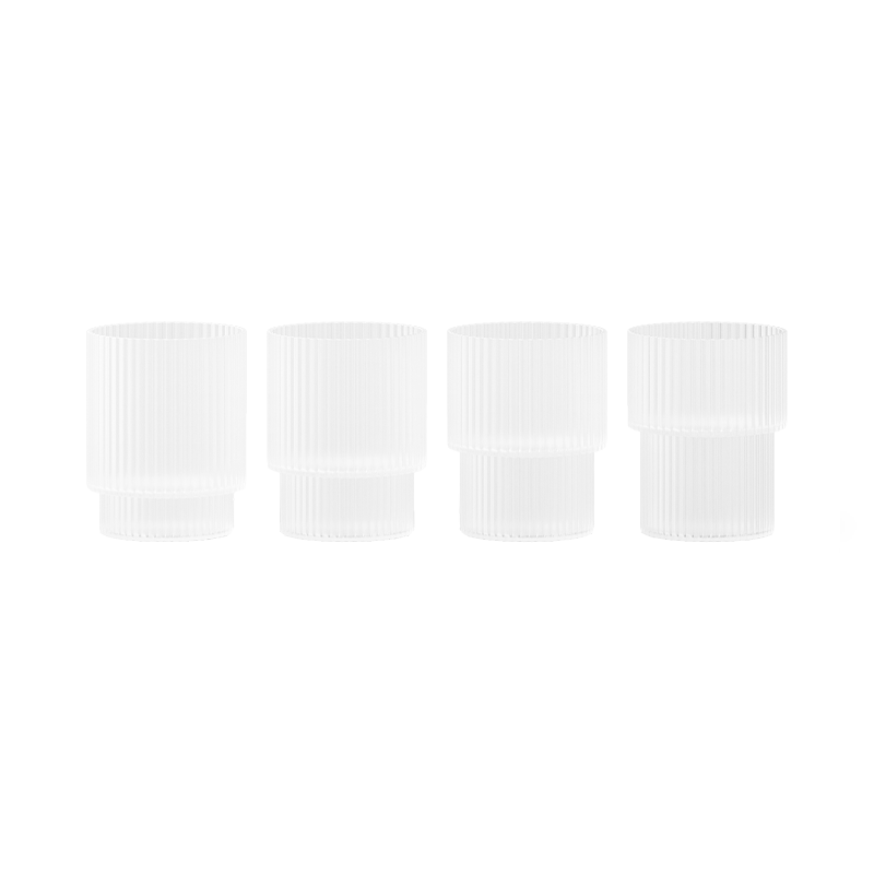 Carafe & verre Set de 4 verres RIPPLE Givré FERM LIVING