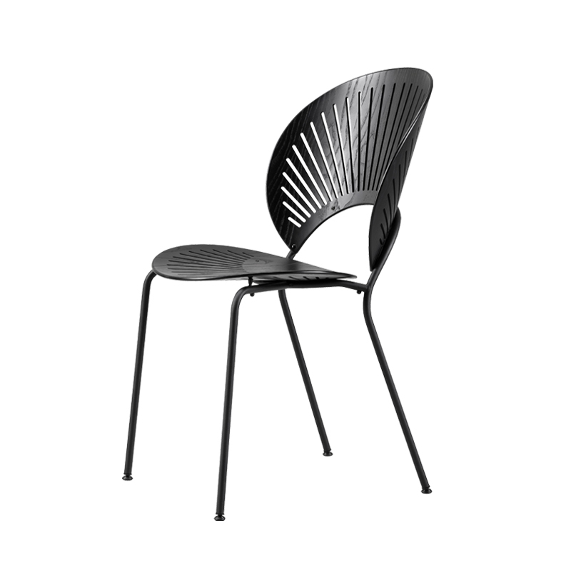 Chaise TRINIDAD Noir FREDERICIA