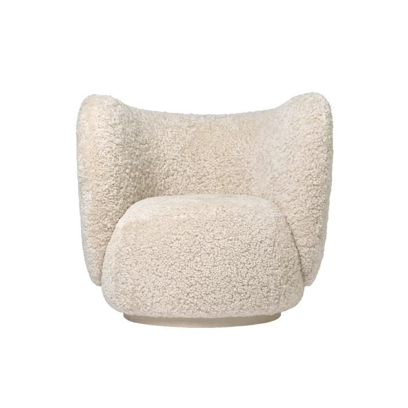 Fauteuil RICO Peau de mouton Moonlight FERM LIVING