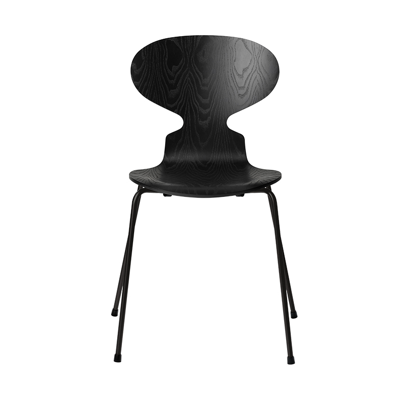 Chaise FOURMI 4 PIEDS Frêne teinté Noir FRITZ HANSEN